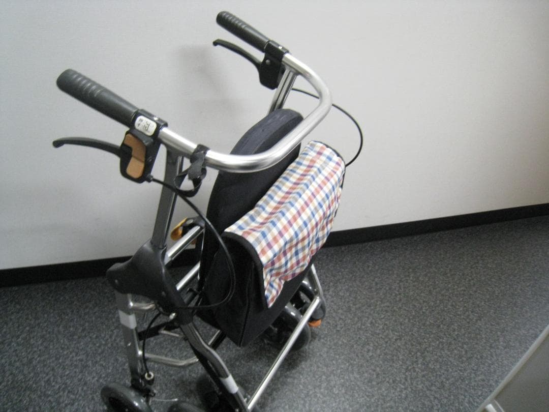 テイコブリトルハイ　HS05　チェックブルー 幸和製作所 歩行器 ①