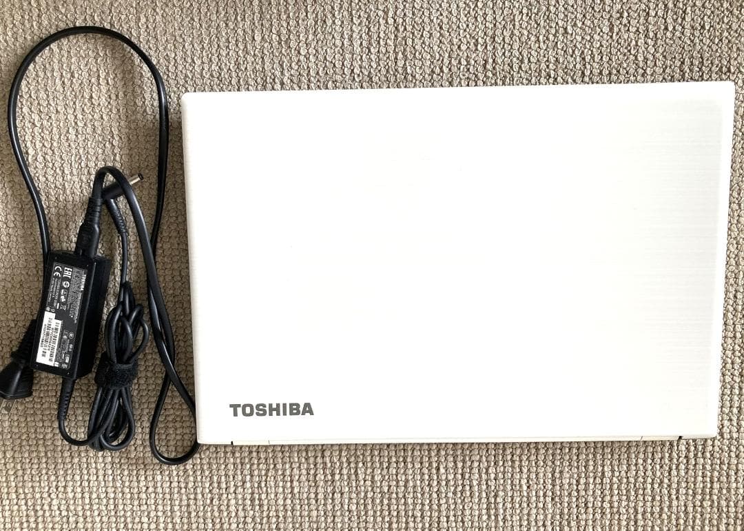 TOSHIBA dynabook T55 BWS ノートPC