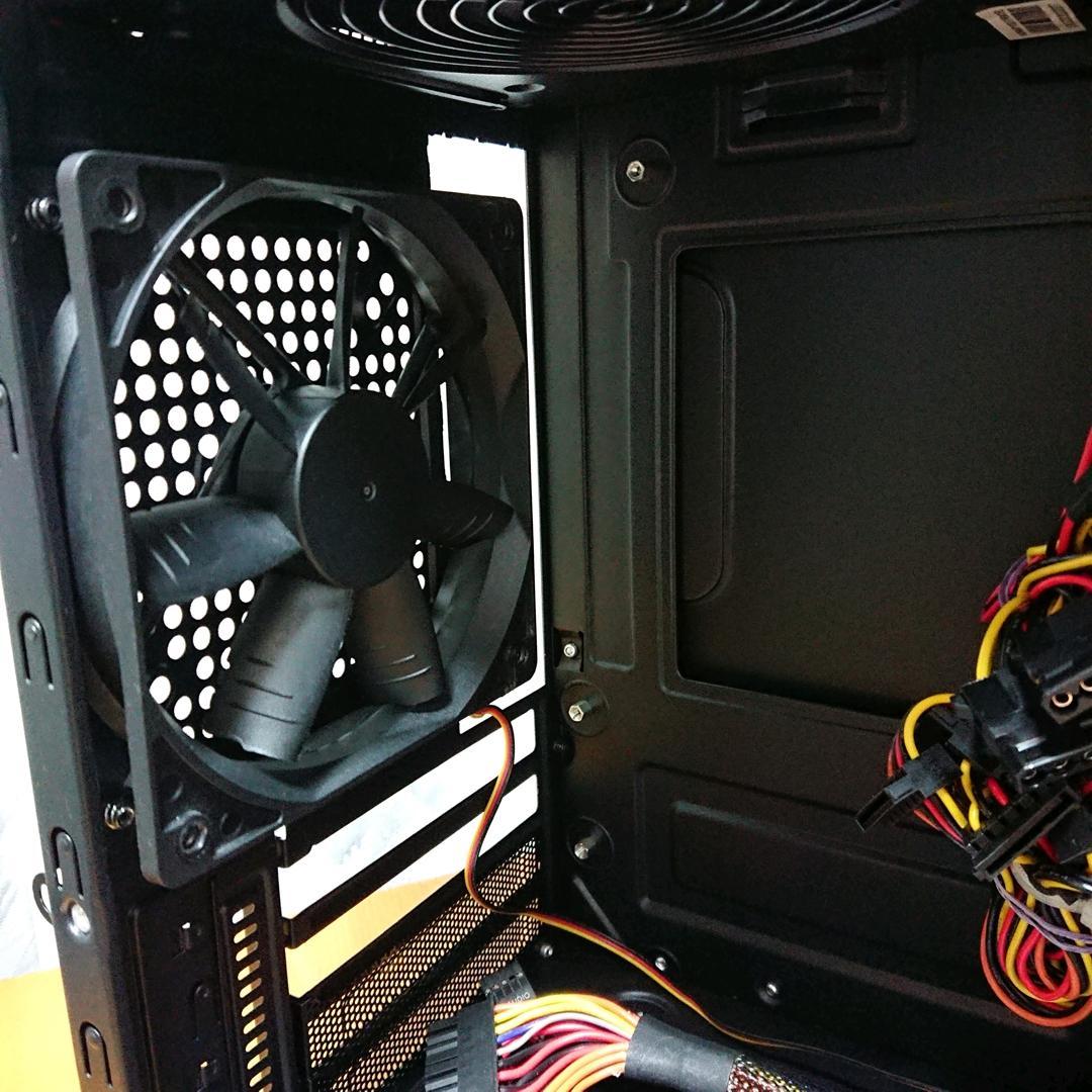 750WゴールドPC電源とケース　セット