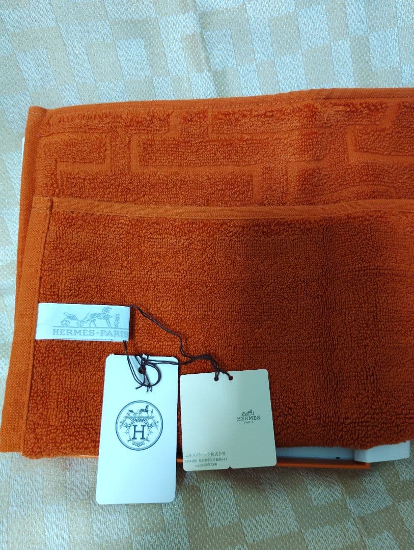 HERMES エルメス タオルハンカチ オレンジ