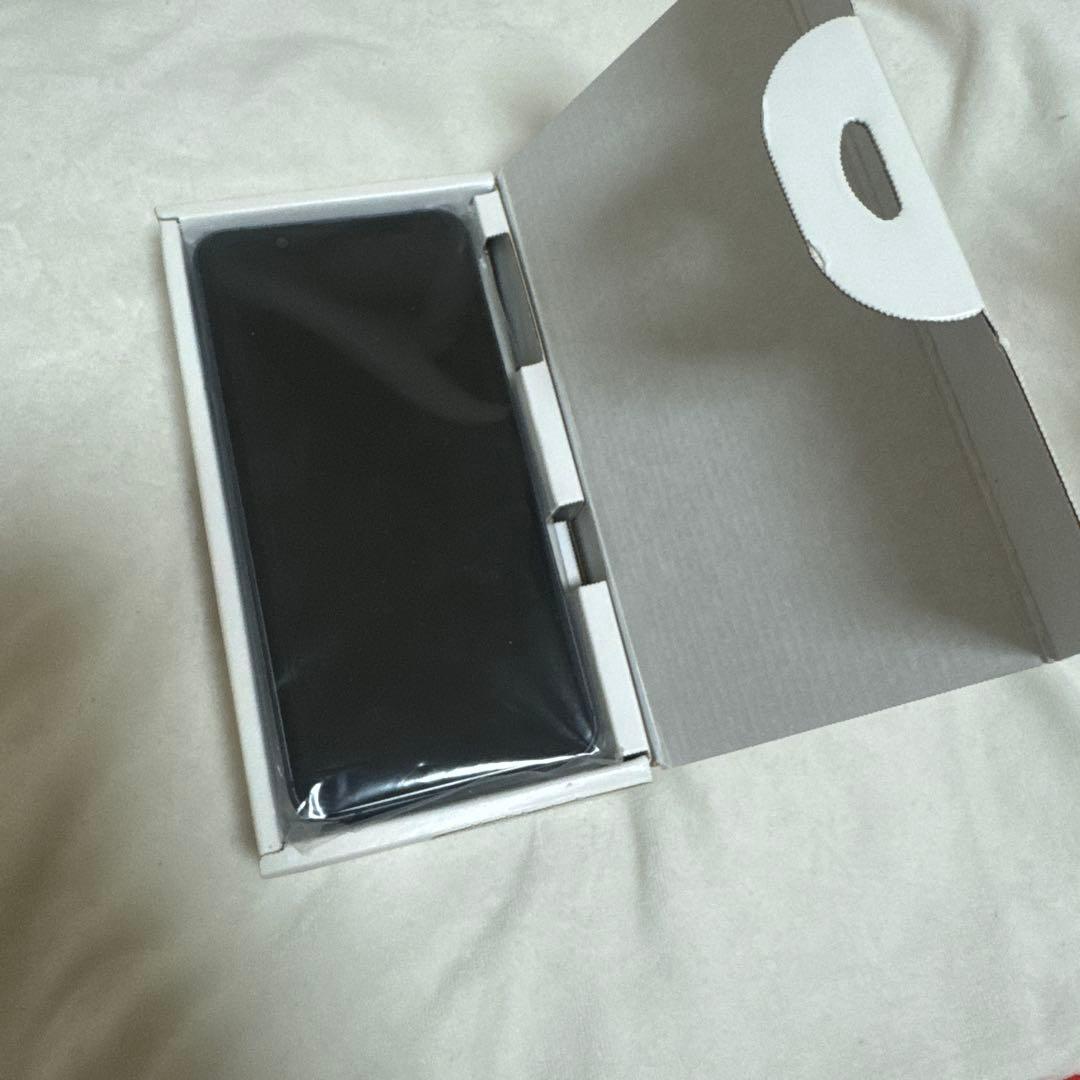 AQUOS ブラック　新品