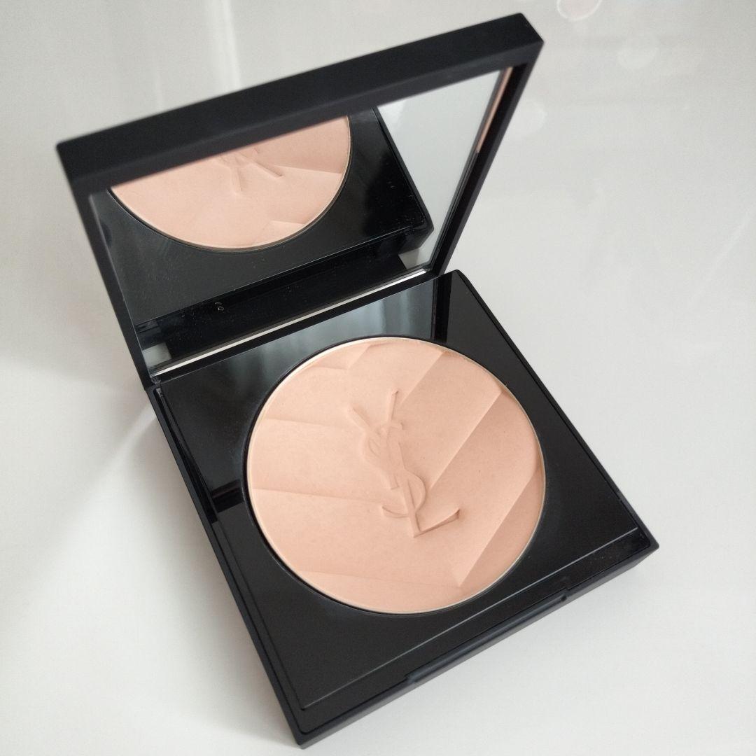 YSL オールアワーズ ハイパープレストパウダー 01