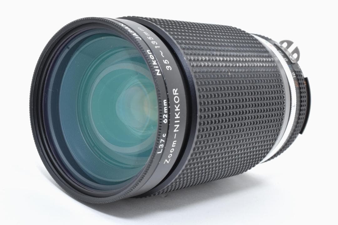 ニコン Zoom-Nikkor 35-135mm F3.5-4.5 カメラ