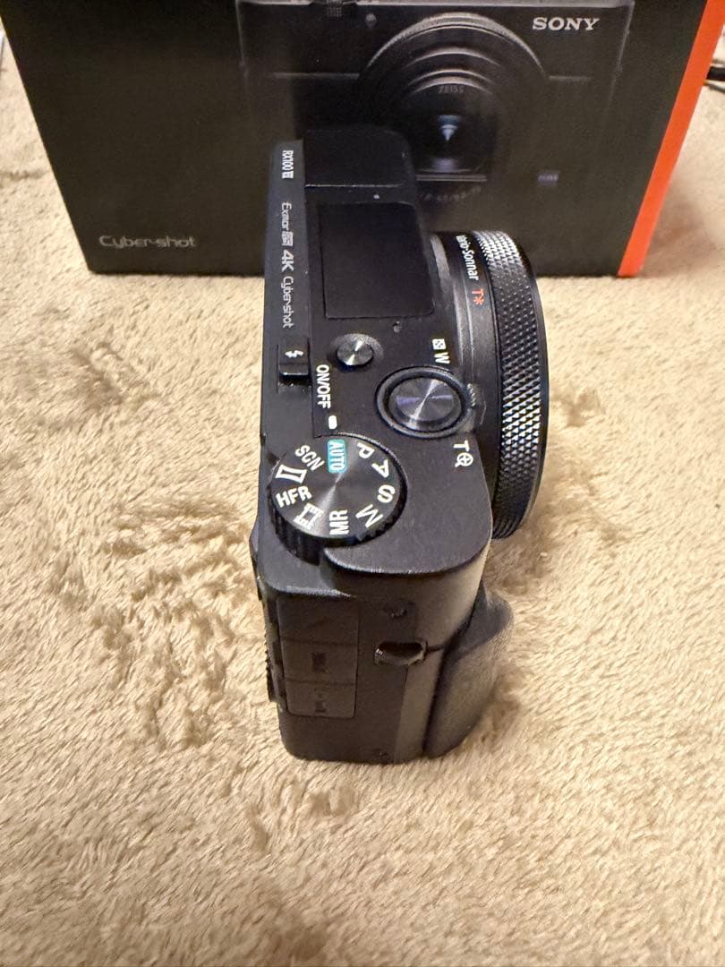 【超美品】 ソニー DSC-RX100M7 RX100VII《純正グリップ付》