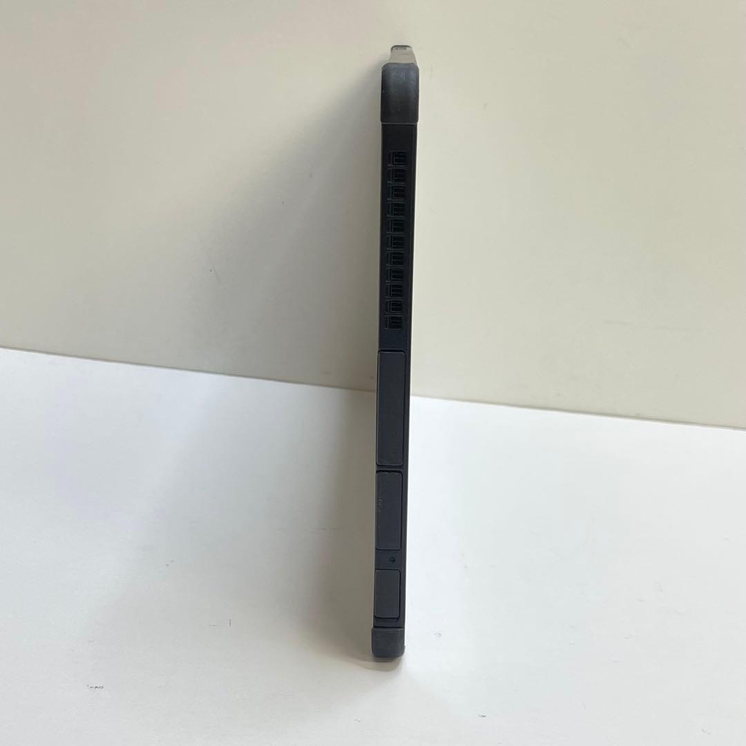 富士通 ARROWS Tab Q7311/FB i5-1145G7 8GB