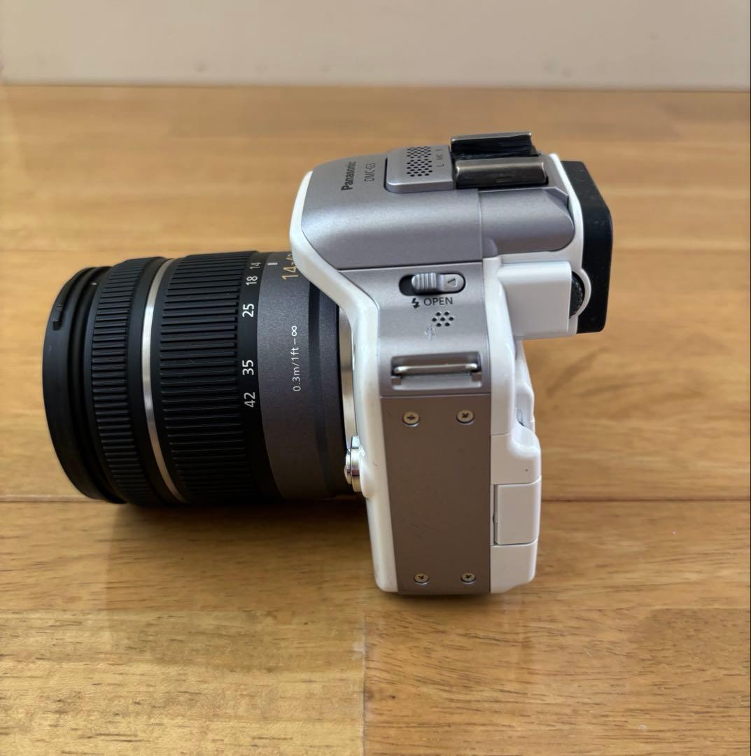 【美品】ミラーレス一眼カメラ LUMIX DMC-G3W ダブルズームレンズ