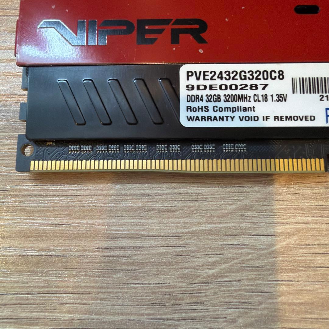 PATRIOT VIPER 32GB DDR4 メモリー