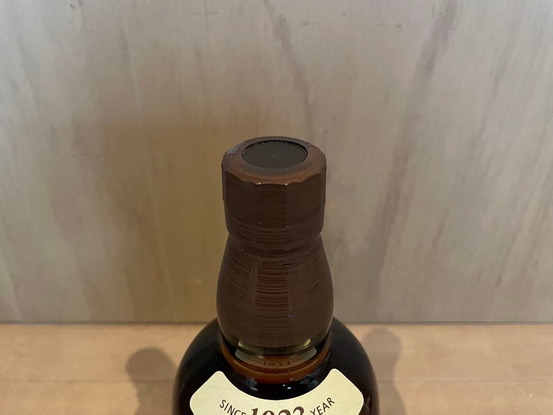 サントリー ウイスキー山崎700ml 100周年記念ボトル箱付き