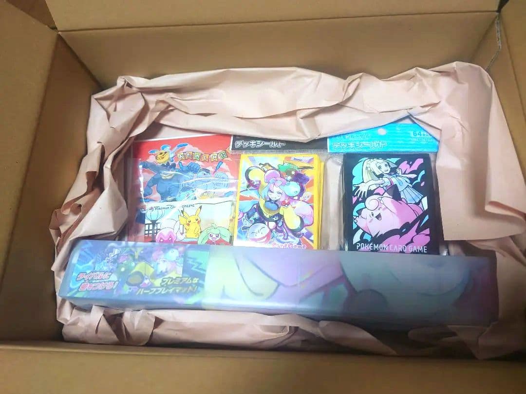 ポケモンカードゲーム サプライ　ナンジャモ　ラバープレイマット　デッキシールド