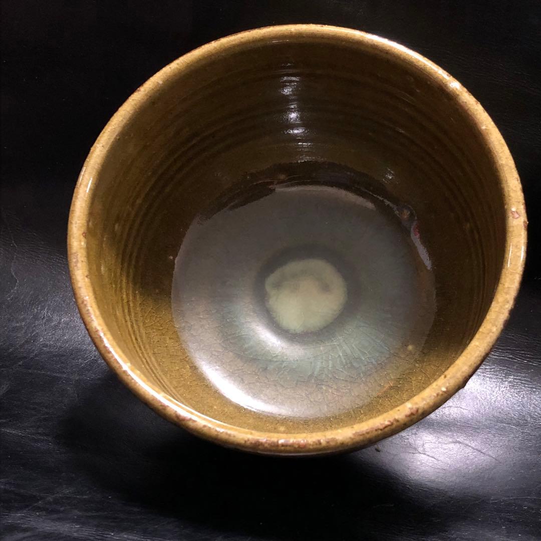 究極の美◆蔵から美しいエメラルドの透明な釉薬が掛けられた抹茶茶碗が出て来ました。
