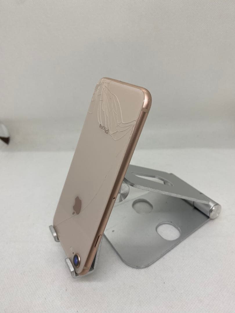 Iphone 8 64GB Sim フリー　22703