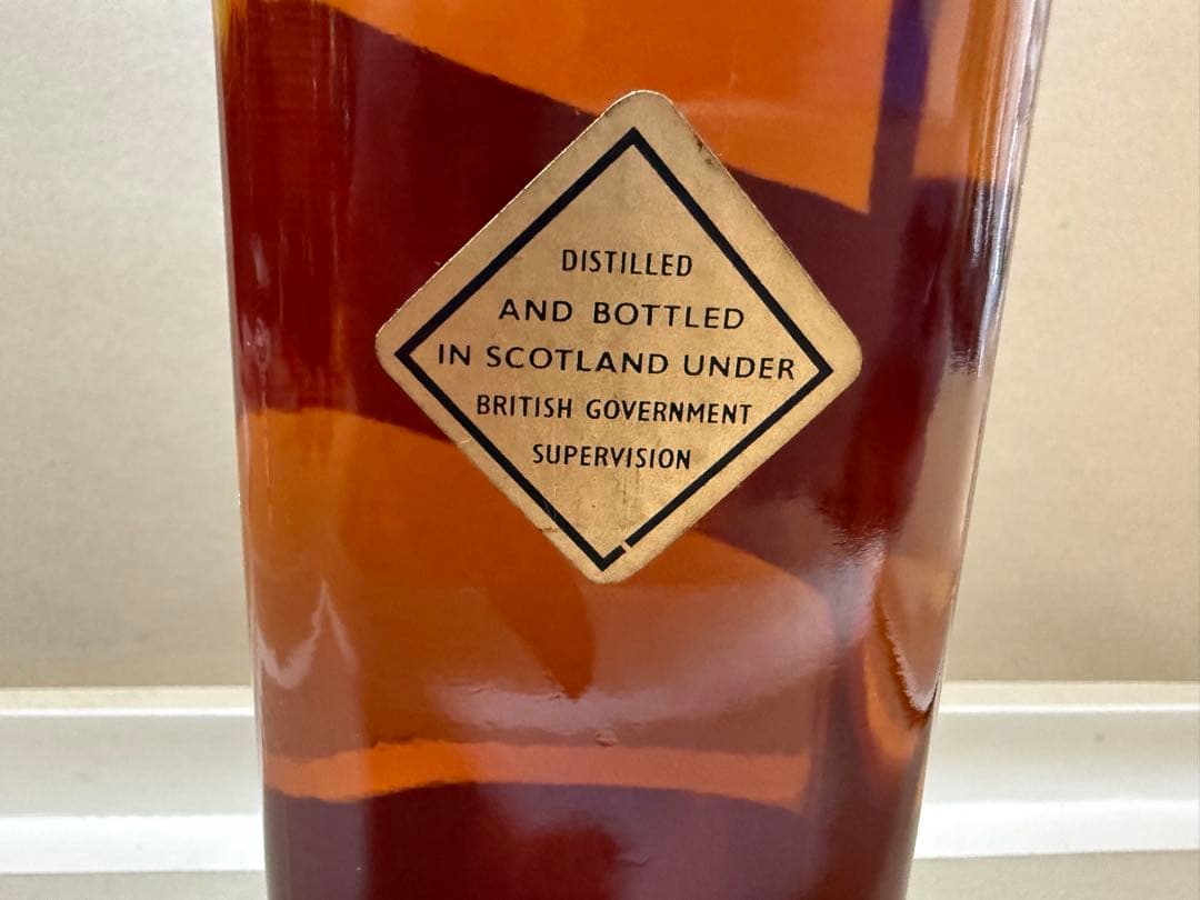 ウイスキー JohnnieWalker Old Scotch Whisky 01