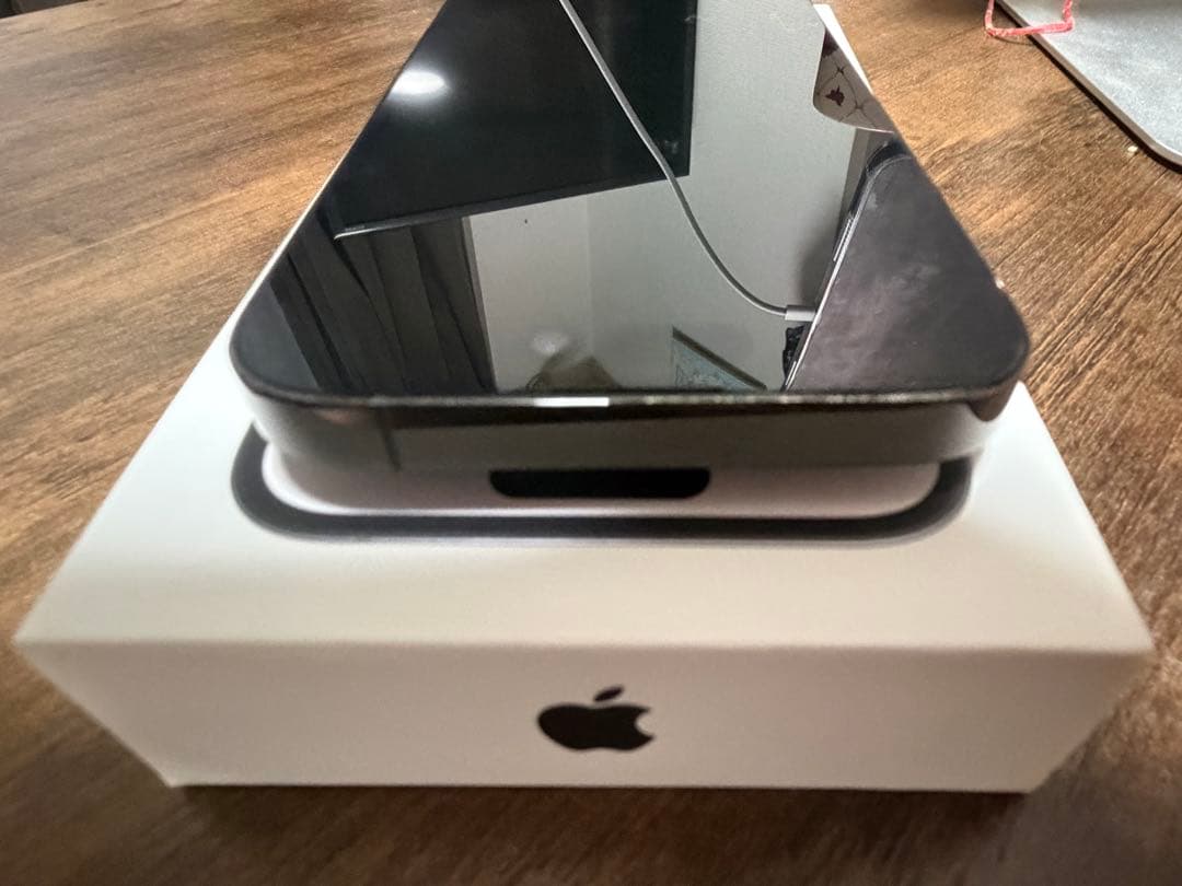 Apple iPhone 14 Pro 本体 iFaceカバー付き