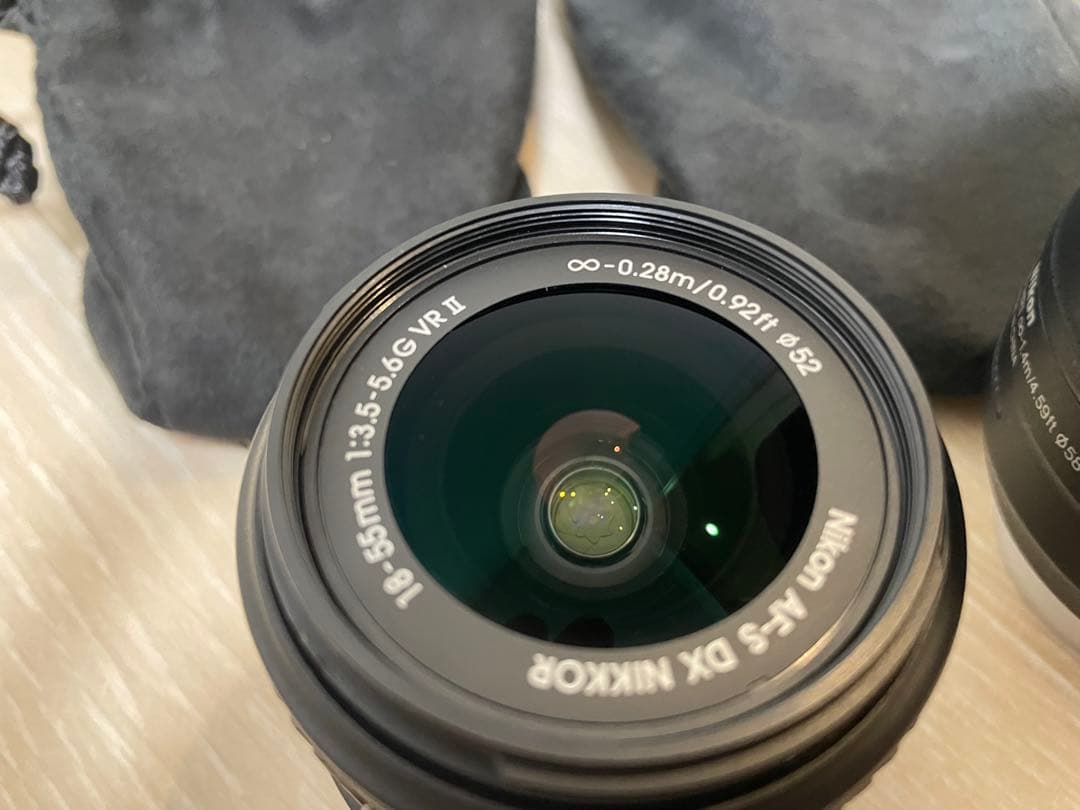 Nikon D5300デジタル一眼レフカメラ レンズ3本付き