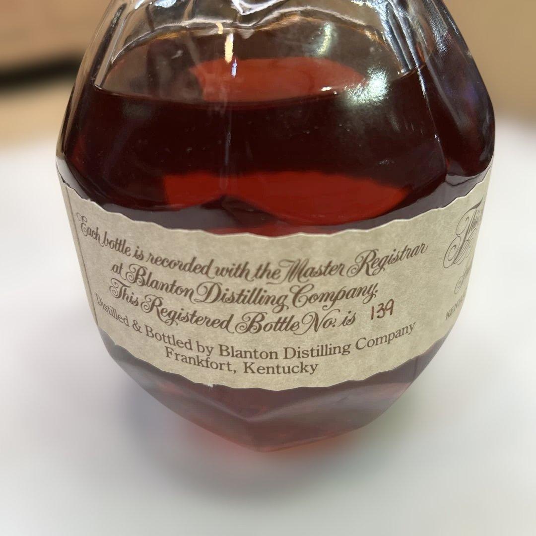 7407 【未開栓品】 750ml ウイスキー Blanton's 1993年