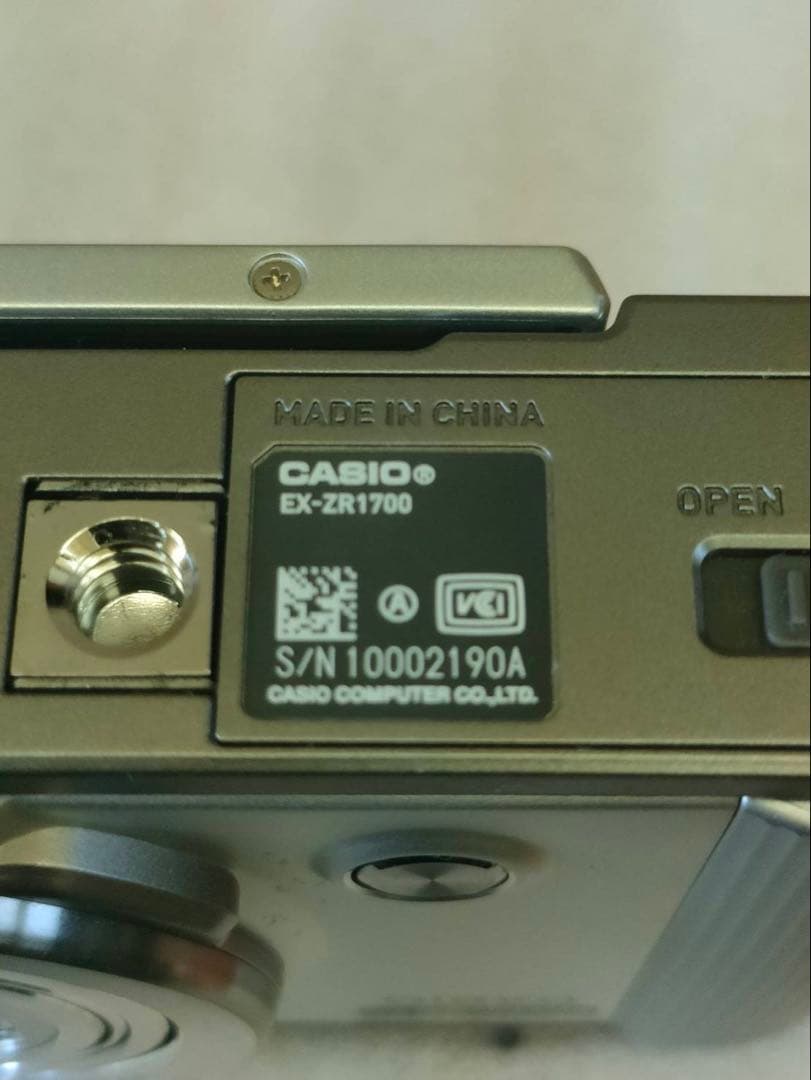 CASIO EXILIM EX-ZR1700 デジタルカメラ