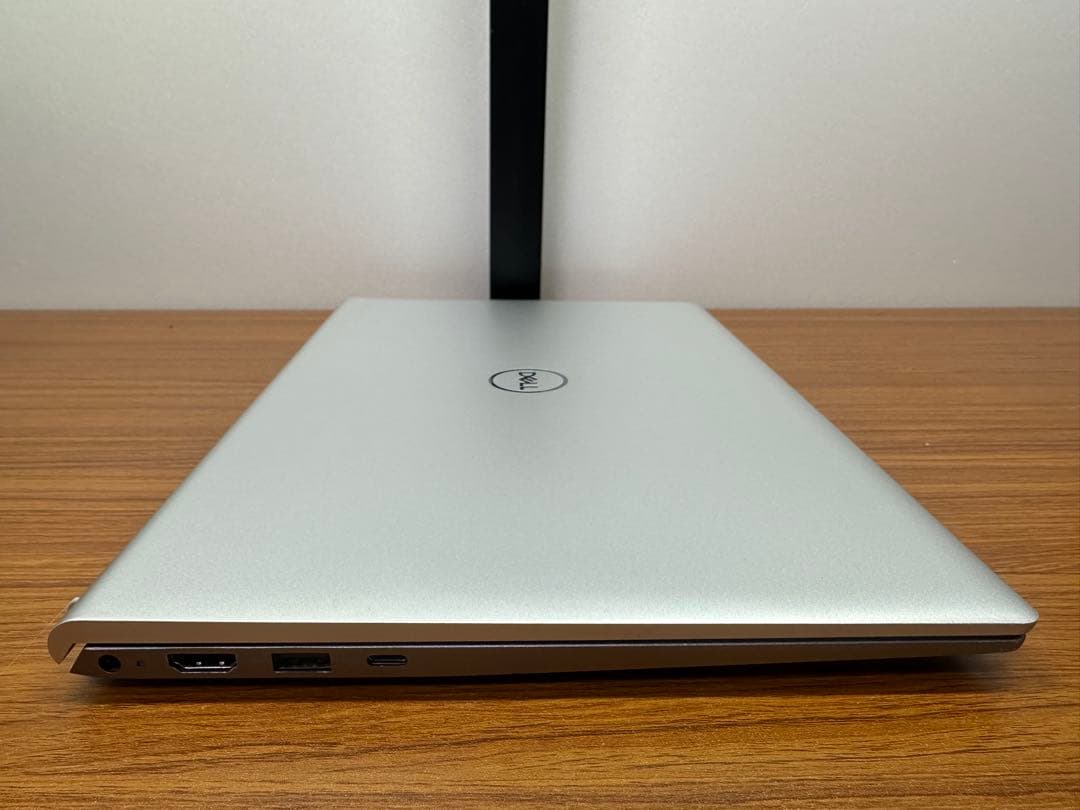 Windowsノート本体 Dell Inspiron 14 5410 i7-11390H 16Gb 1Tb