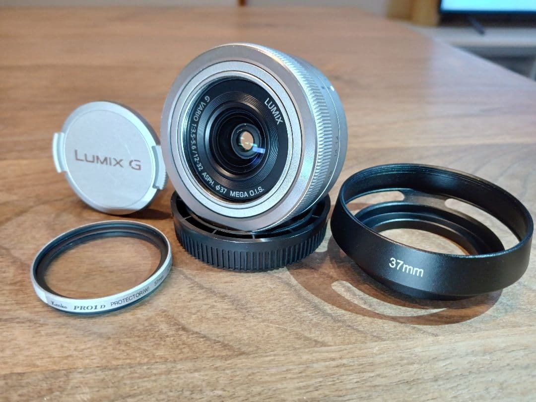 【レンズフード+レンズプロテクター付き】LUMIX G 12-32mm 返金保証