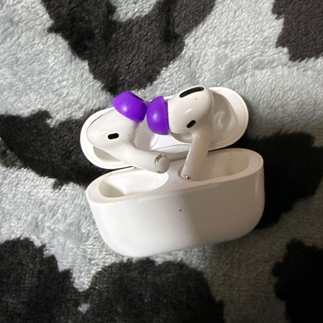AirPods Pro 第1世代　Apple