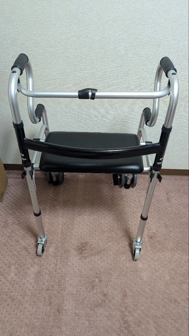 【美品】MRG JAPAN社製　折りたたみ式歩行器