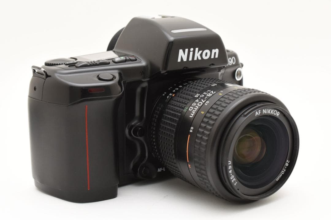 NIKON ニコンF90S + AF NIKKOR 28-70 3.5-4.5d