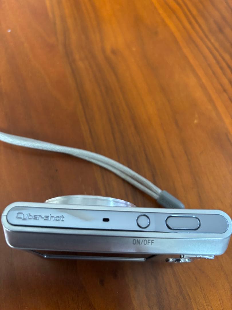 ⭐︎ 箱付き　充電器あり　ソニー SONY DSC-W830 サイバーショット　⭐︎