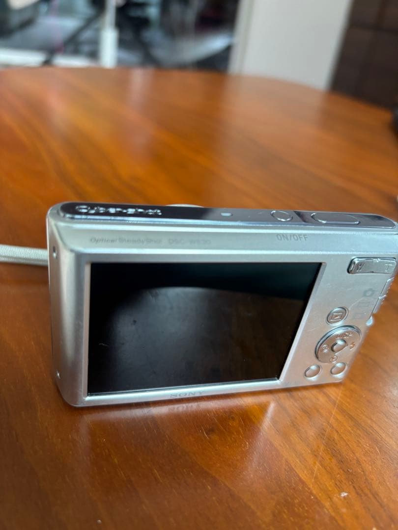 ⭐︎ 箱付き　充電器あり　ソニー SONY DSC-W830 サイバーショット　⭐︎