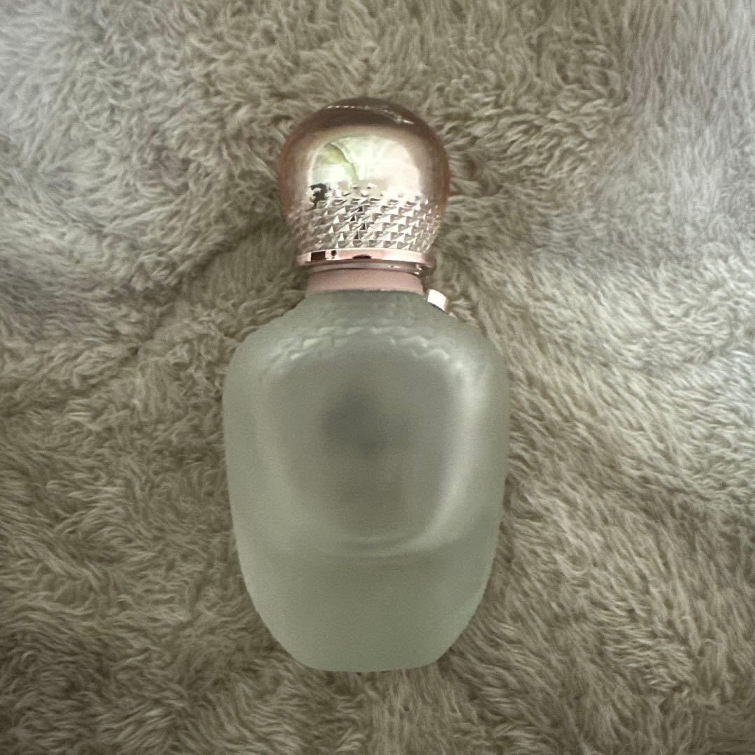 サルヴァトーレ フェラガモ アモフェラガモパーレイ オーデパルファム　50ml