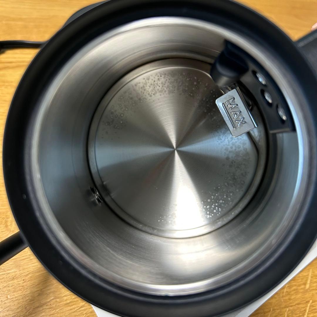 バルミューダ　ケトル　美品
