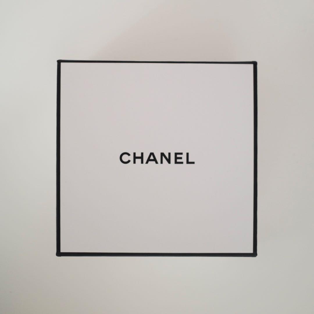 シャネル N°5 ロー オードゥ トワレット (50ml)