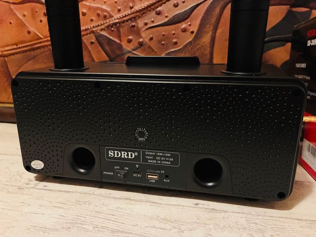 ★【美品】SDRD製 家庭用スピーカー付きカラオケ機器SD-309 サービス品付