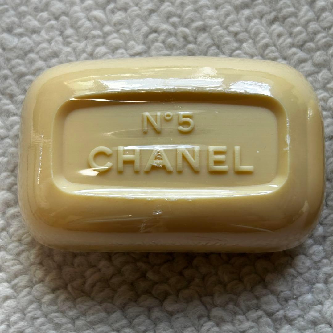 シャネル 未開封　NO.5 香水19ml　石鹸75ｇ×2個　計3個　CHANEL