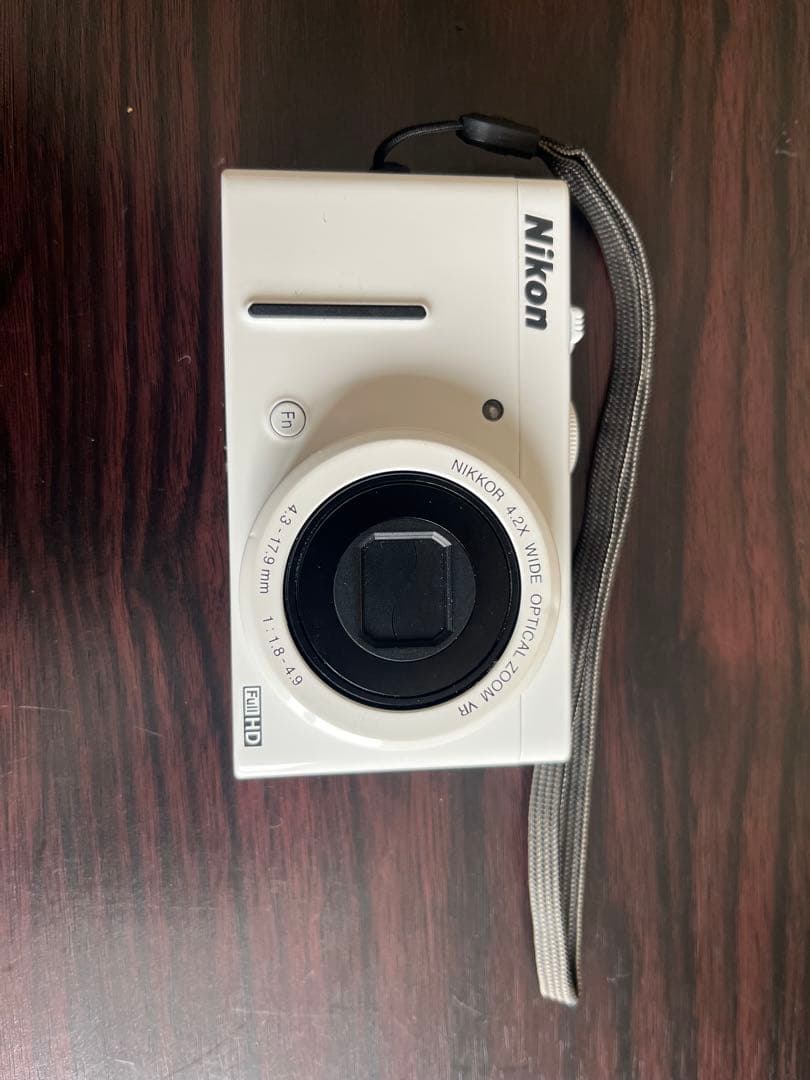 Nikon COOLPIX P310 デジタルカメラ ホワイト
