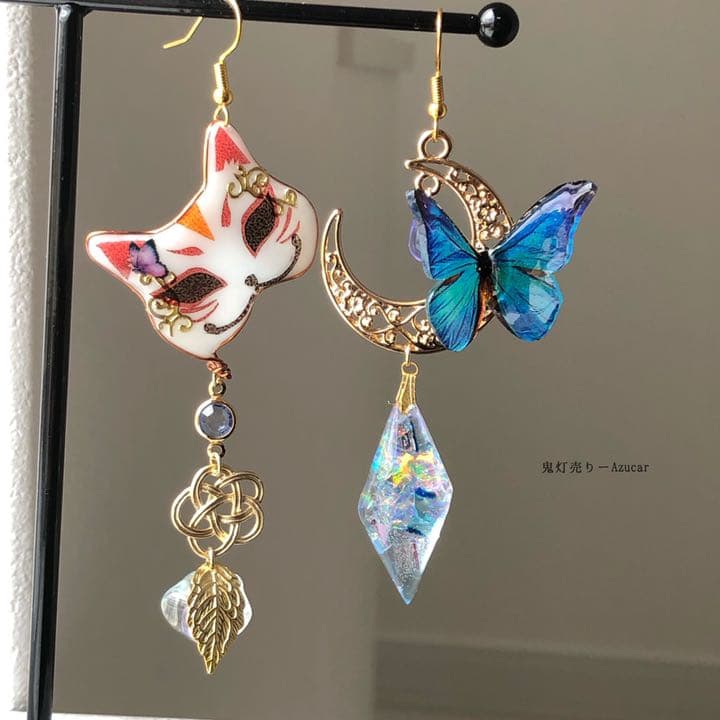 猫面と鬼灯とモルフォ蝶　レジンほおずき　水引　和装小物　ピアス　イヤリング