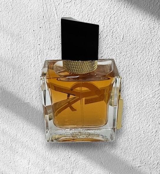 ★イブサンローラン　LIBRE　アンタンス　30ｍｌ　ほぼ未使用