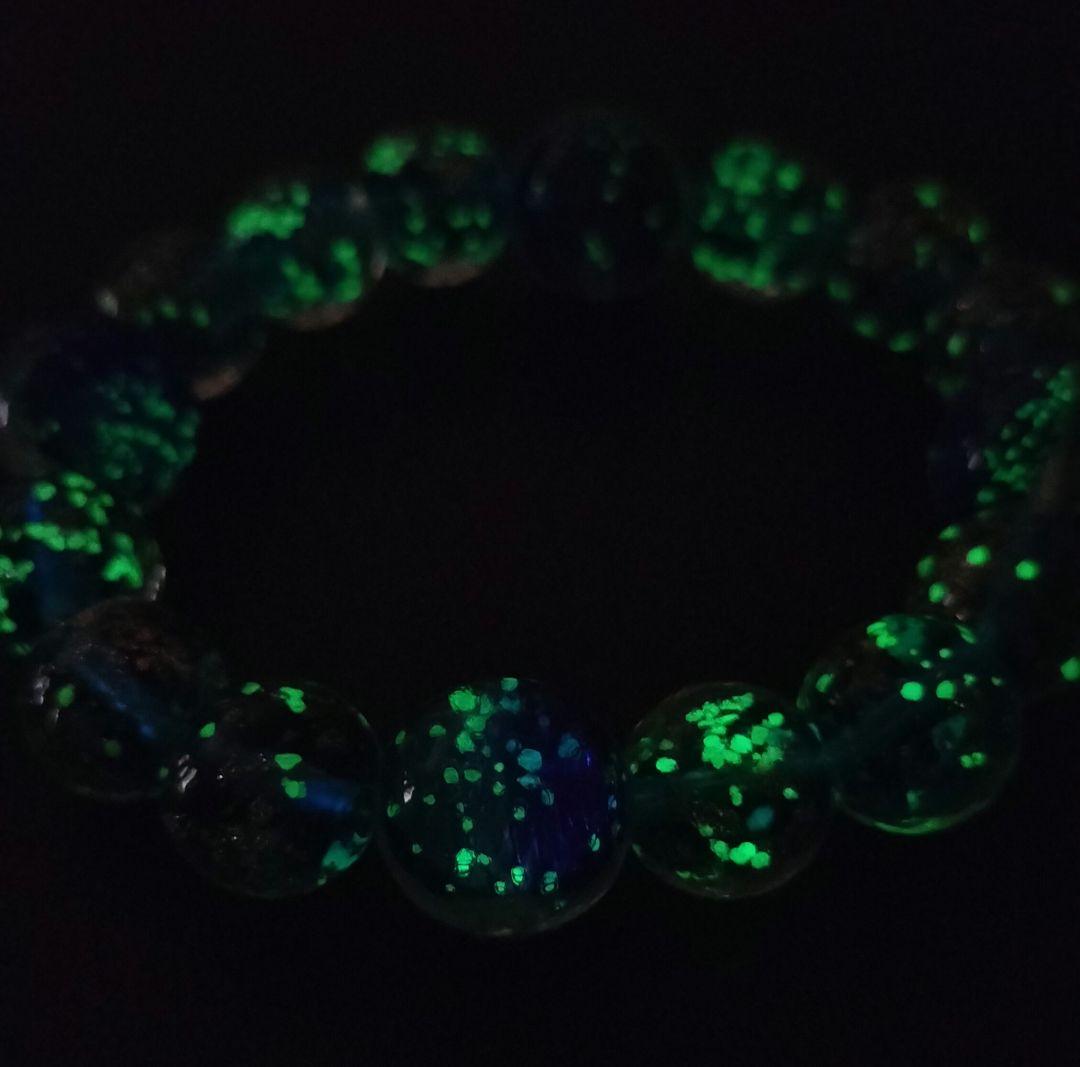 （B3）沖縄 光るブレスレット 内径15Cm 目立つ大玉14mm（光屋光朗夜）