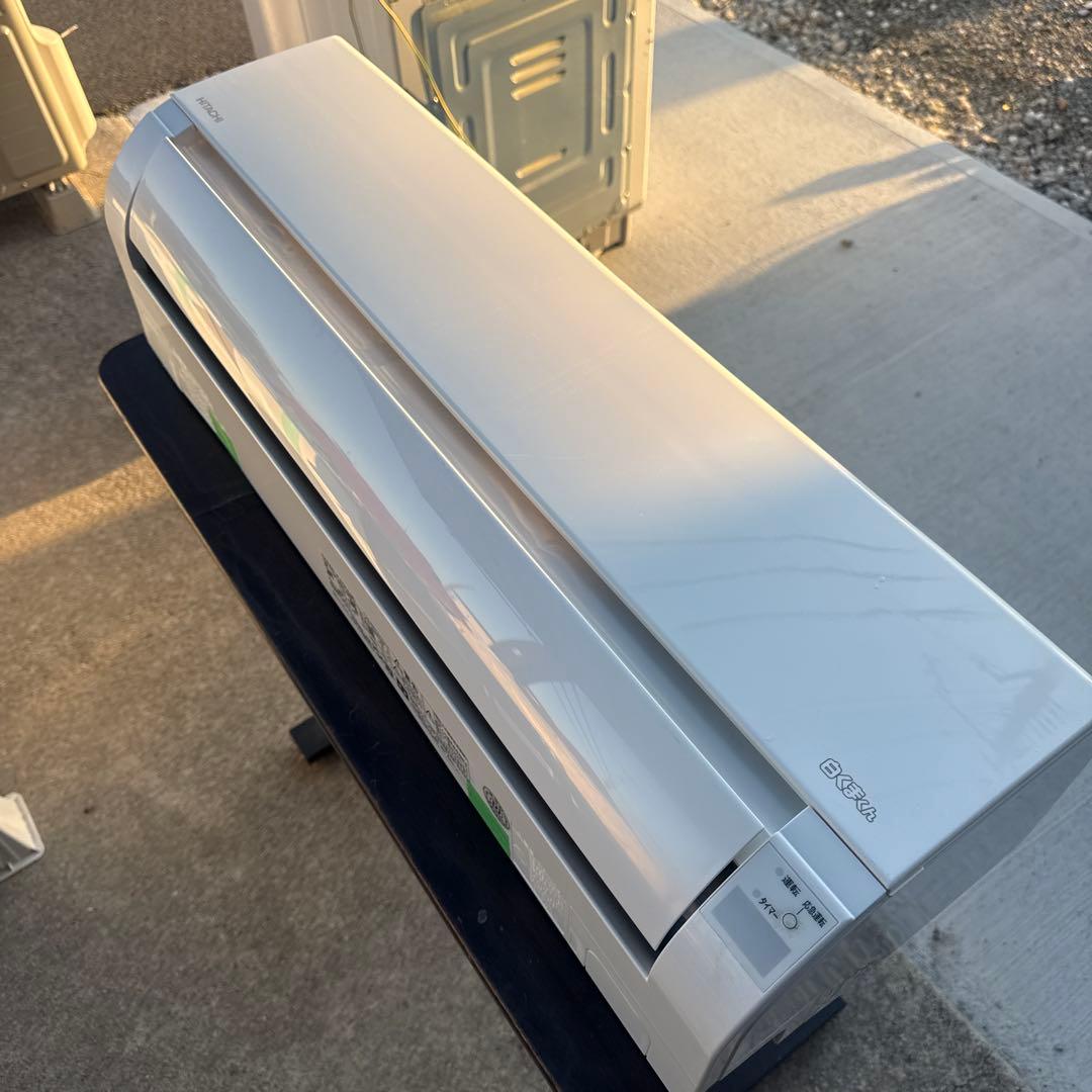 日立 白くまくん 6畳用ルームエアコン RAS-AJ22J(Ｗ)