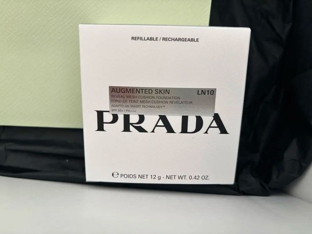 PRADA リヴィール　メッシュクッション　ファンデーション　LN10 12g