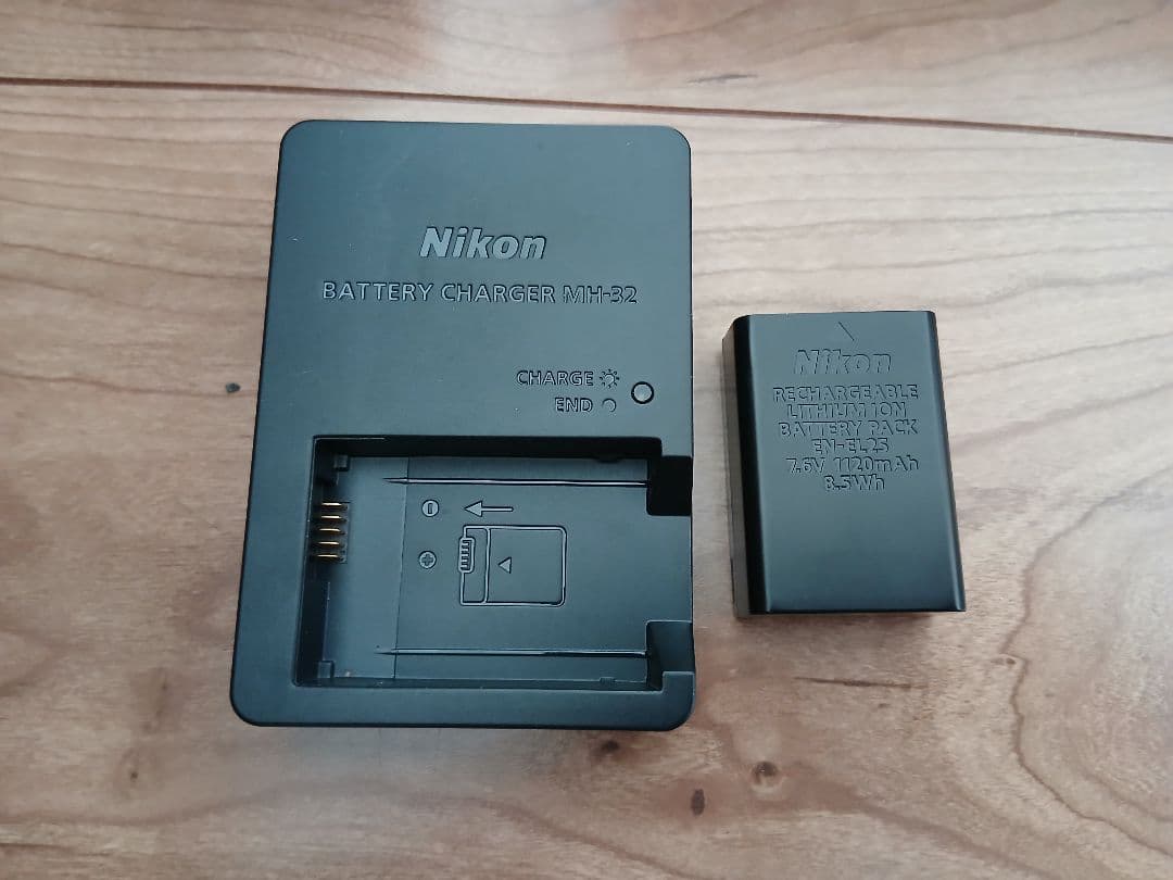 Nikon Z fc ミラーレスカメラ