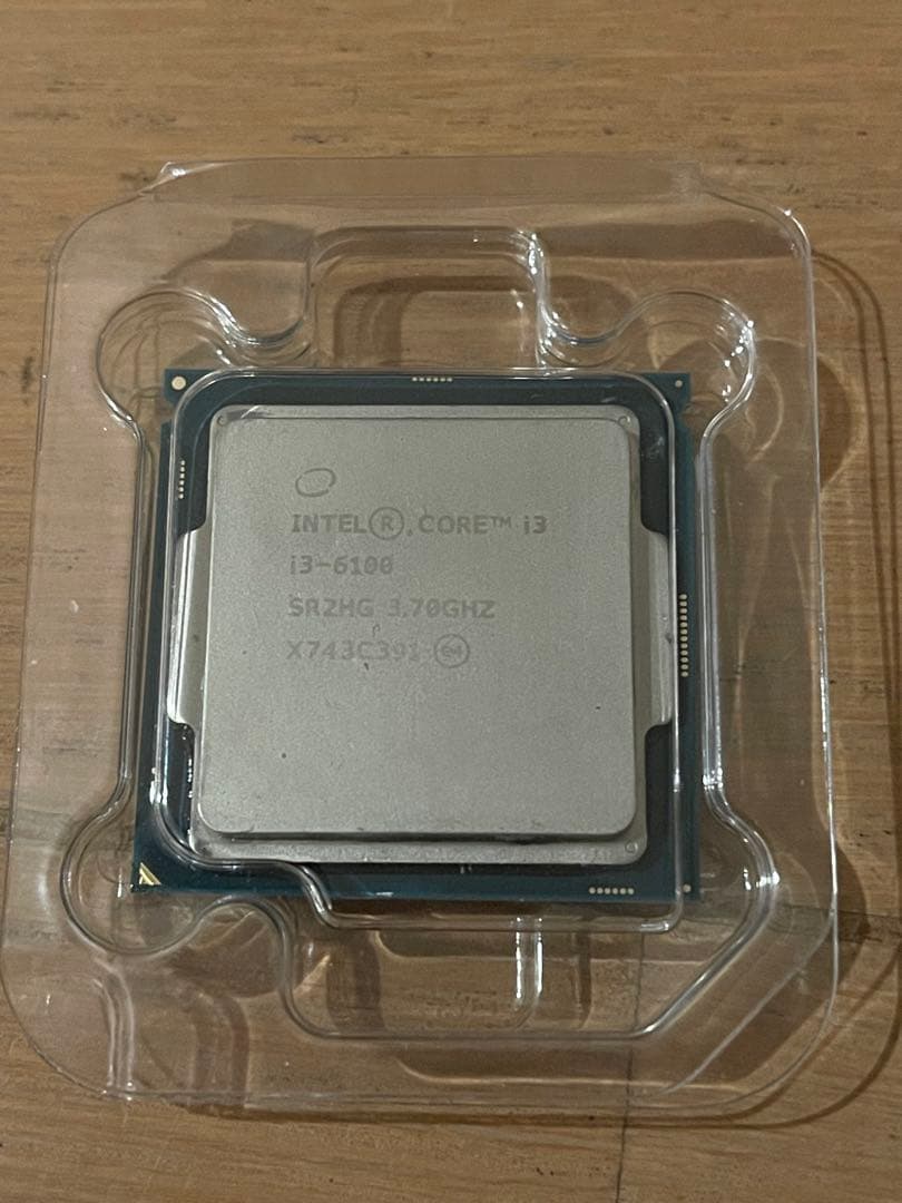 CPU i3 6100 + i7 3770k セット売り。