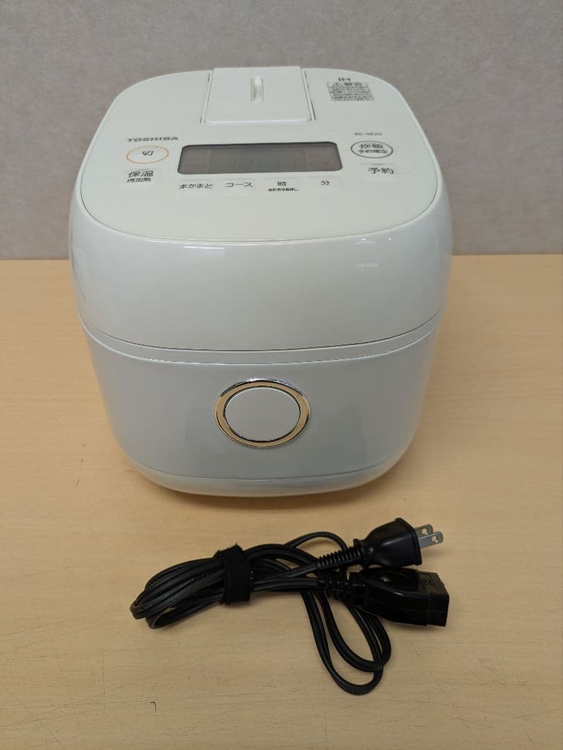 m030604ka TOSHIBA 炊飯器3合 0.54L RC-5E2X