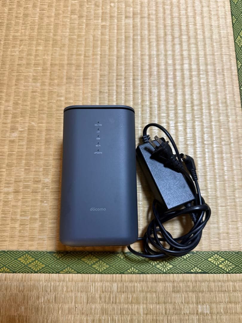 docomo ルーター グレー ACアダプター付き