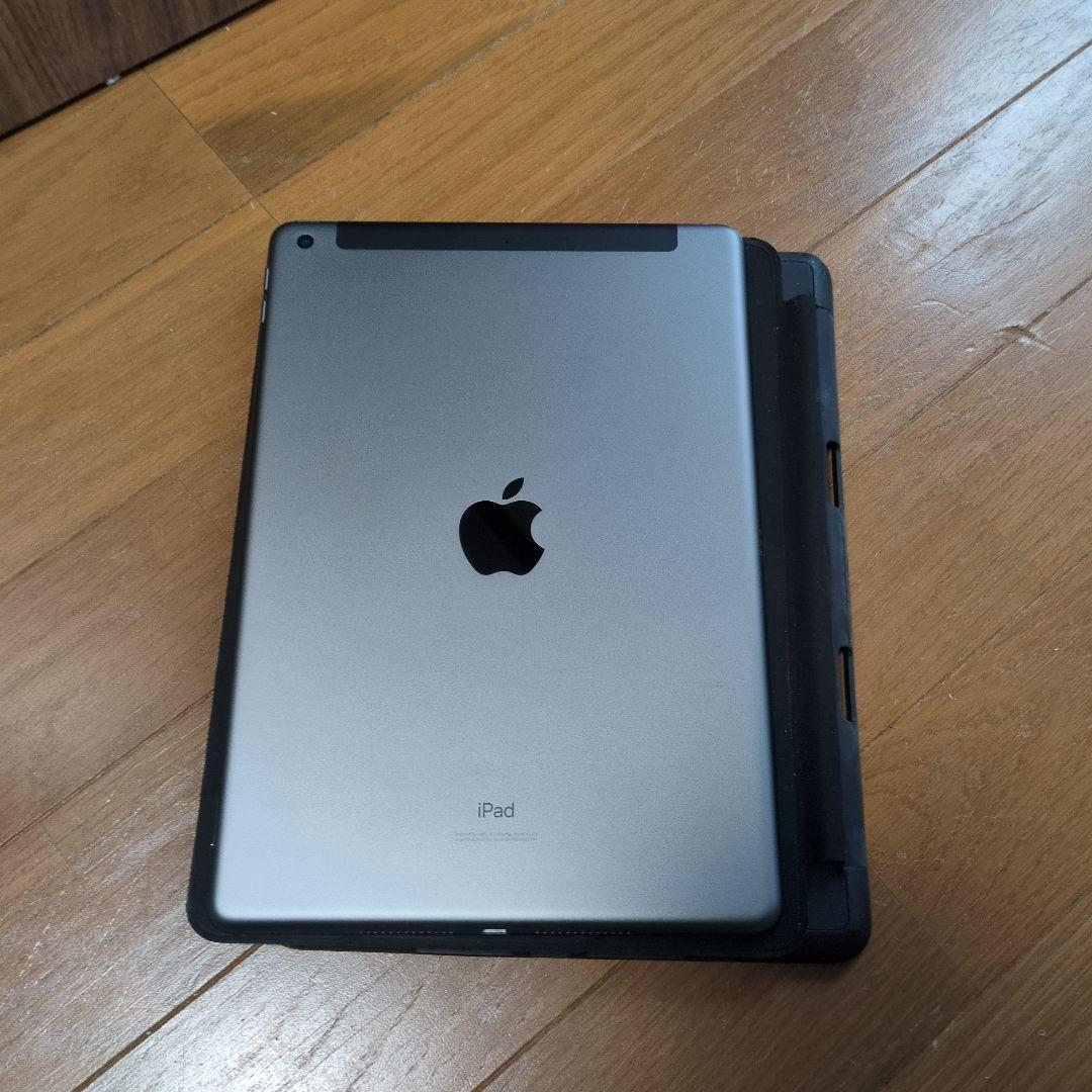 Apple iPad 第8世代 32GB Cellular 箱あり 本体のみ