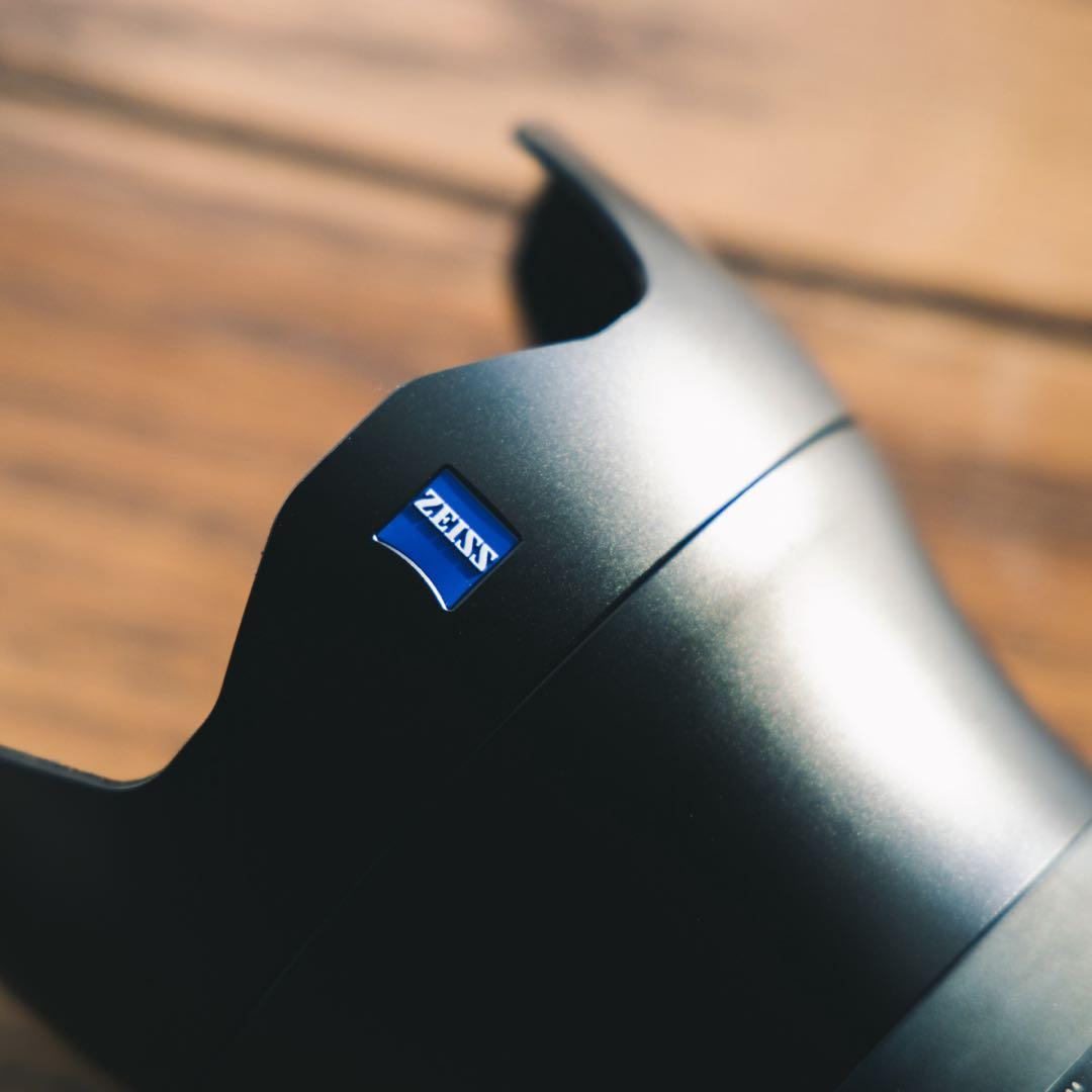 Zeiss Milvus F2.8 18mm単焦点レンズCanon EFマウント