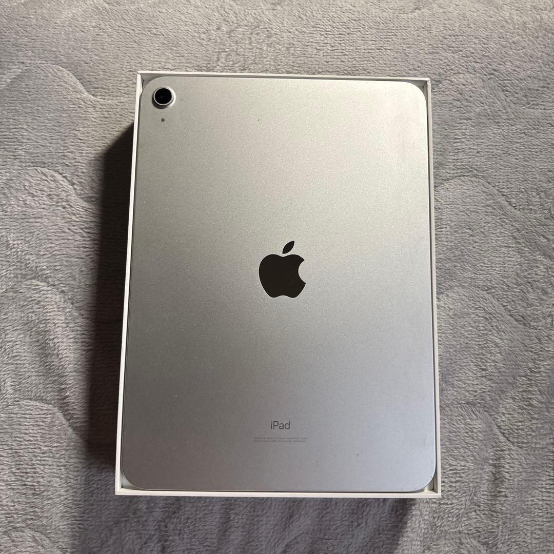 Apple iPad 10.9インチ シルバー 本体
