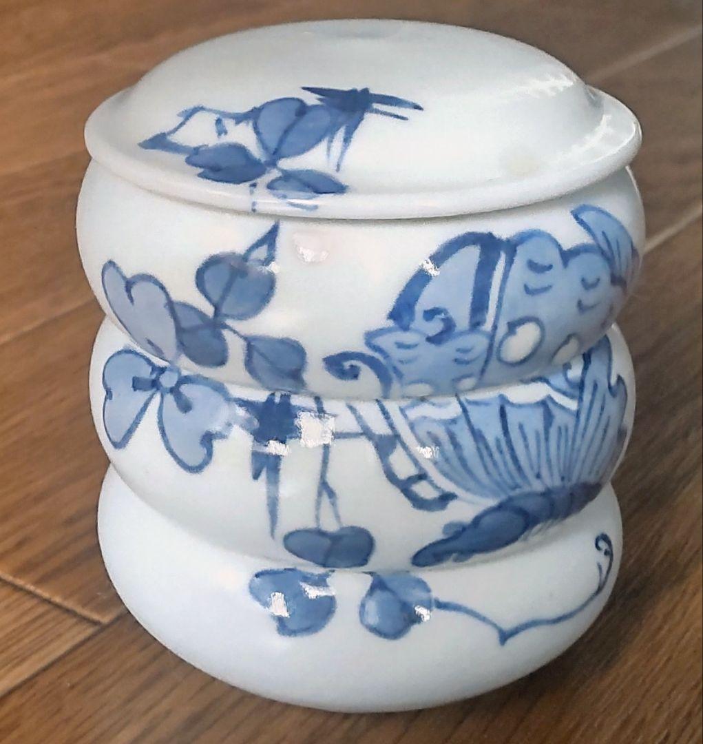 赤い茶道具入れと陶器の茶碗？ 薬味入れ？ 和風インテリアのアクセントに❕