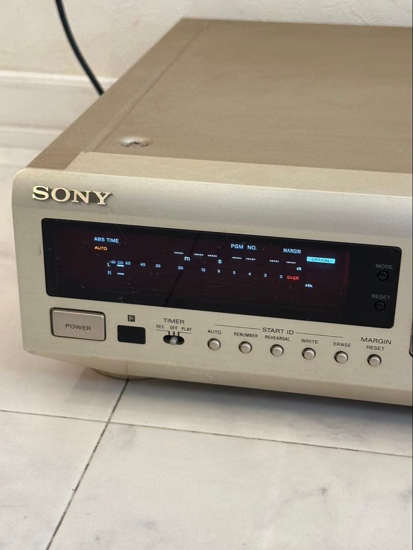 SONY DATデッキ DTC-ZE700 デジタルオーディオテープデッキ