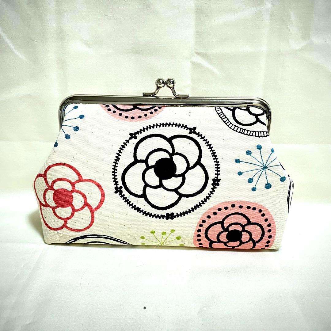 ぞぞがま口財布　がま口ポーチ　メイクポーチ　ハンドメイド　北欧花柄