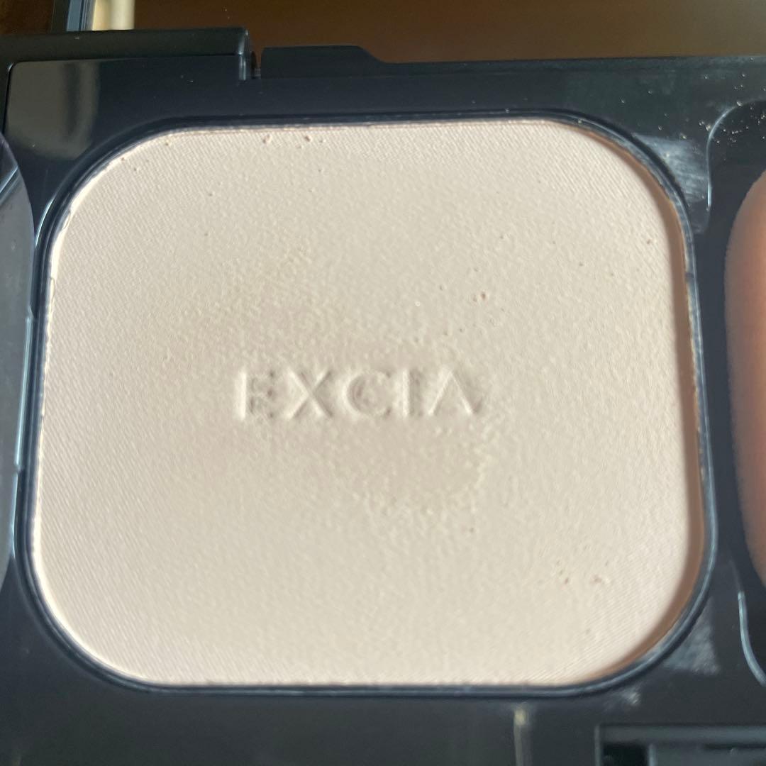 EXCIA パウダーファンデーション