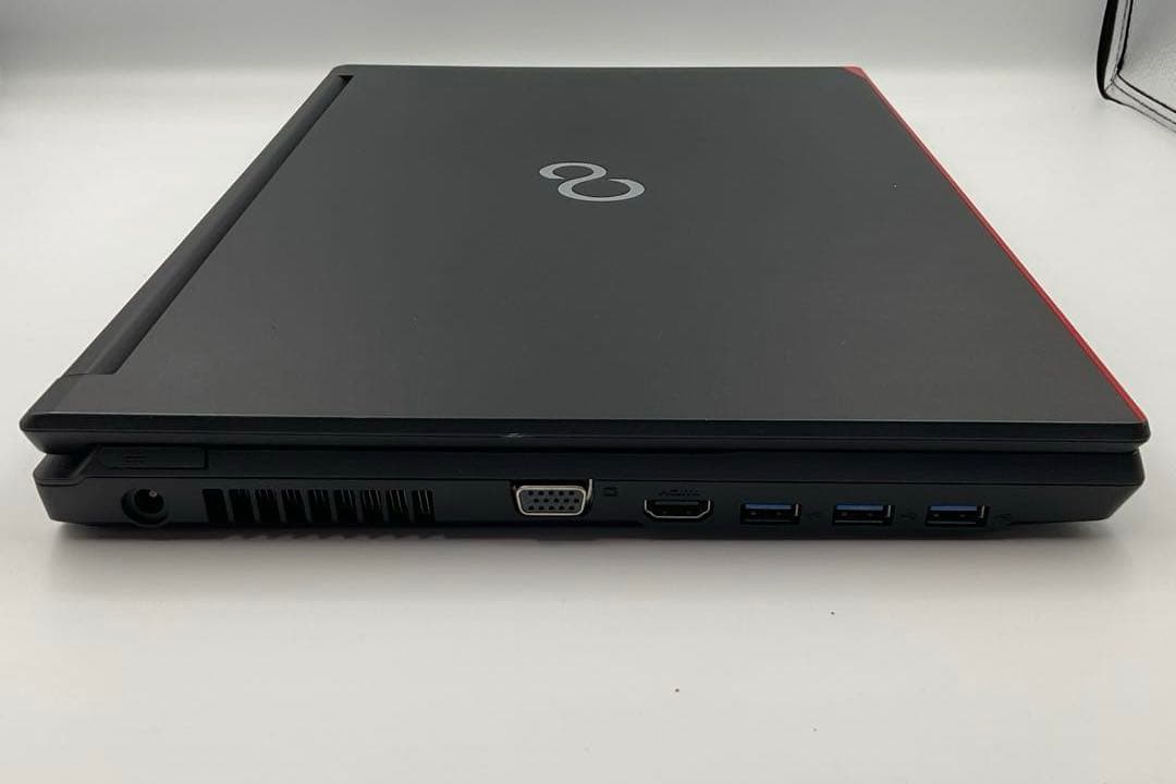 【格安】富士通LIFEBOOKA576/Core i5第6世代/SSD256GB